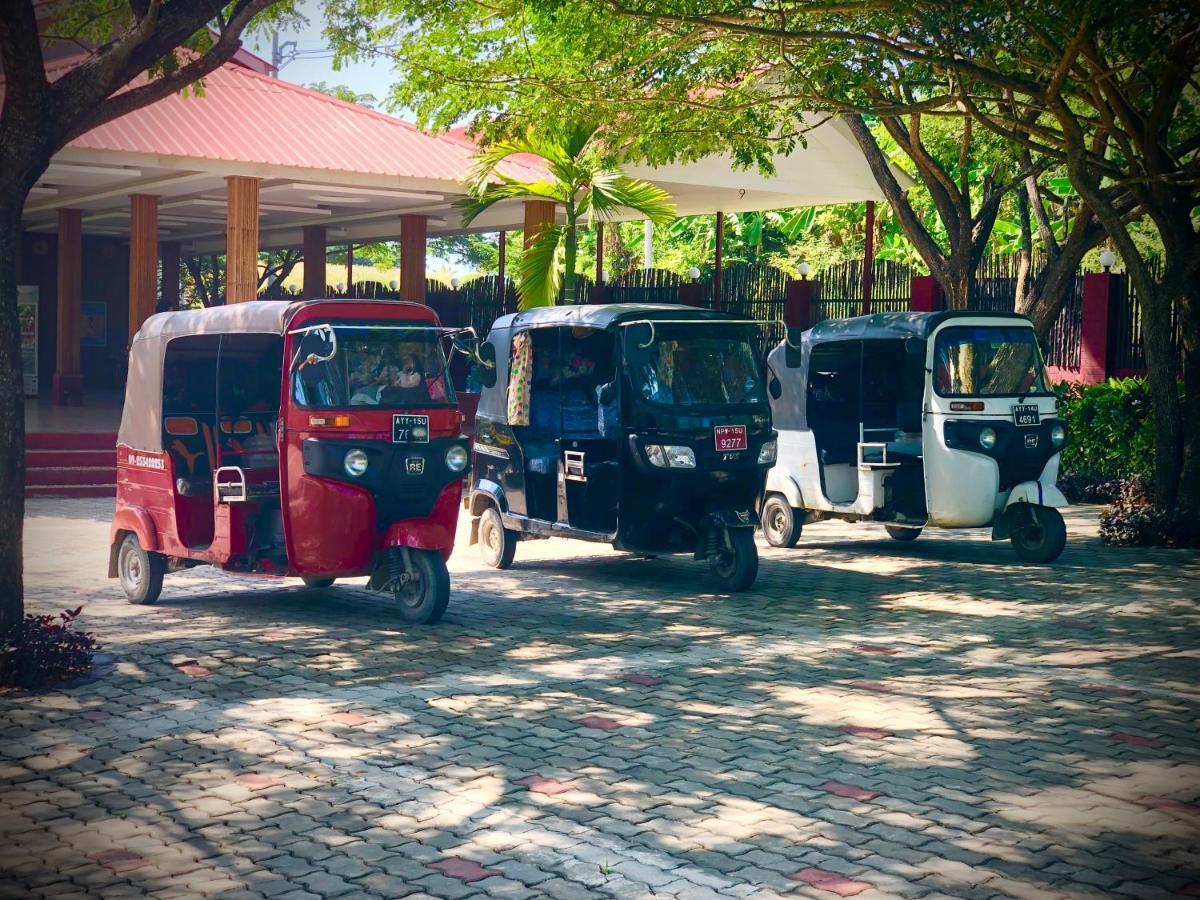 Hill Garden Hotel Chaungtha Luaran gambar